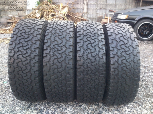 ขายยาง BF ALL-Terrain T/A ขนาด235/70R16  ปี08 สวยๆ(ไม่มีปะ) จำนวน 4 เส้น