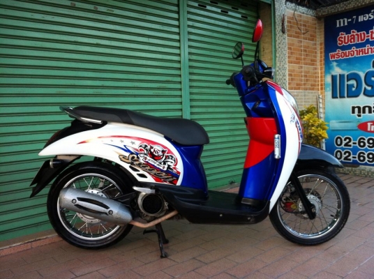 ขออนุญาติขาย HONDA Scoopy-i 110 เดิมๆ โอนให้ฟรีครับ ขออนุญาติขาย HONDA Scoopy-i 110 เดิมๆ โอนให้ฟรีครับ