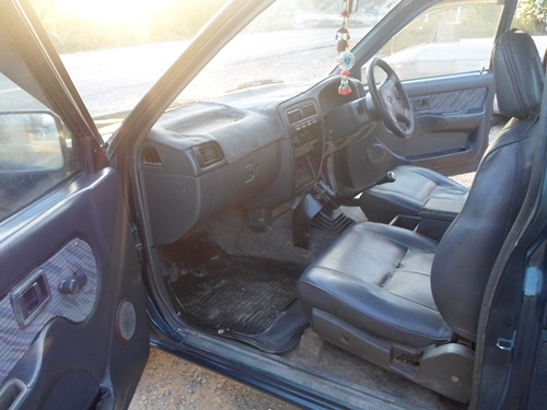 ก็ใช้ไปขายไปครับบิกเอ็มเครื่องแดงปี96 รถใช้งานอยู่ประจำ เครื่องดีสีใหม่ภายในสวยแอ์เย็นมาก สนใจโทรสอบถามได้