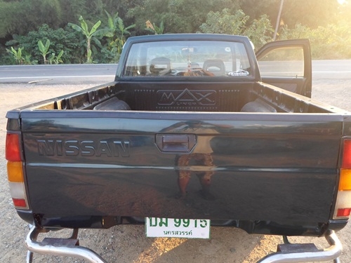 ก็ใช้ไปขายไปครับบิกเอ็มเครื่องแดงปี96 รถใช้งานอยู่ประจำ เครื่องดีสีใหม่ภายในสวยแอ์เย็นมาก สนใจโทรสอบถามได้