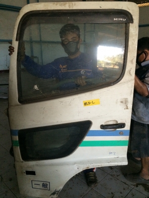 แสงฟ้าเต้นรถ///จำหน่ายประตูรถบรรทุกเก่าญี่ปุ่น ฮีโน่ อีซุซุ มิตรซู โตโยต้า ยูดี และอีกหลายรุ่น แสงฟ้าเต้นรถ///จำหน่ายประตูรถบรรทุกเก่าญี่ปุ่น ฮีโน่ อีซุซุ มิตรซู โตโยต้า ยูดี และอีกหลายรุ่น