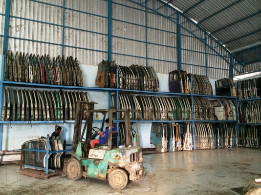 แสงฟ้าเต้นรถ///จำหน่ายประตูรถบรรทุกเก่าญี่ปุ่น ฮีโน่ อีซุซุ มิตรซู โตโยต้า ยูดี และอีกหลายรุ่น แสงฟ้าเต้นรถ///จำหน่ายประตูรถบรรทุกเก่าญี่ปุ่น ฮีโน่ อีซุซุ มิตรซู โตโยต้า ยูดี และอีกหลายรุ่น