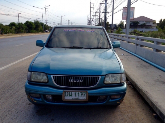 Isuzu dargon ปี2002