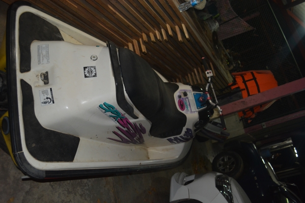 ขายseadoo800  ของแต่งตามรูป อยู่ชลบุรี