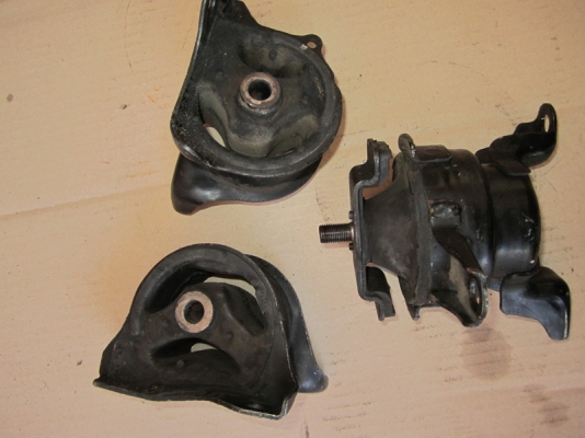 ยางแท่นเครื่อง HONDA crv g1.b20b