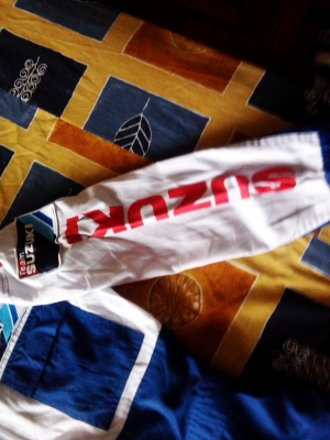 ขายชุดหมี ทีม suzuki japan แท้ครับ ขายชุดหมี ทีม suzuki japan แท้ครับ