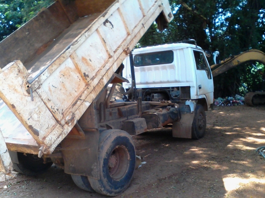 ขาย มิตซู แคนเตอร์ 115 เครื่อง 4d34