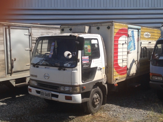 ขาย 6 ล้อ ฮีโน่ รุ่น FC 4J ตู้แห้งยาว 5.50 เมตร เครื่อง 140 แรง