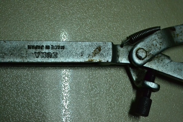 ขาวายล็อคจานไฟหรือคลัช 3 ตัว