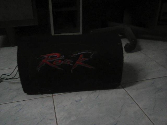 ขายีตู้ลำโพงพร้อม พาเวอปี 2000 คับ