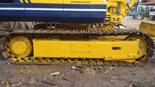 ขายรถขุด( ลดกระหน่ำเอาใจลูกค้า)KOMATSU PC20รุ่น5เก่านอกแท้ญี่ปุ่นมีเอกสารแจ้งจำหน่ายอินวอยพร้อมจดไม่เคยใช้งานในไทยครับ