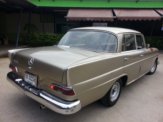 ขาย benz 190 "หางปลา ตากลม"