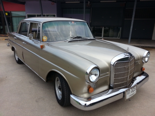 ขาย benz 190 "หางปลา ตากลม"