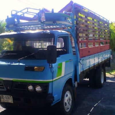**175,000 บ.ต่อรอง**ขาย6ล้อ ISUZU ELF หัวแป วางเครื่อง 4BE1-110ฝาดำลงเล่ม เกียร์ยาว เครื่องดีแน่นๆ แรงดีครับ เกียร์เดิม เกียร์ยาวเข้าง่ายไม่หลุด ช่วงล่างเดิม คัสซีดี สวย ไม่ปะไม่ดาม กระบะพื้นไม้คอกไม้ยาว4.30ม.สภาพสวย พื้นดีข้างสวยไม่ผุ หัวเก๋งสวยภายในคอนโ