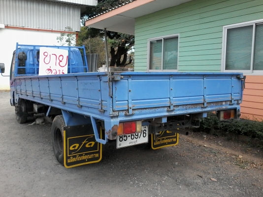 ขายด่วนครับ ISUZU NPR 130 CC. ปี 46 คัสชี NPR71PY52 กระบะคาร์โก้  รถสวยพร้อมใช้เลยครับ เจ้านาย