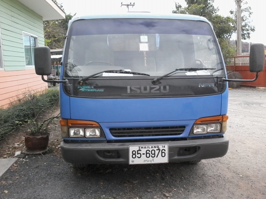 ขายด่วนครับ ISUZU NPR 130 CC. ปี 46 คัสชี NPR71PY52 กระบะคาร์โก้  ราคา 690,000 บาท รถสวยพร้อมใช้เลยครับ เจ้านาย