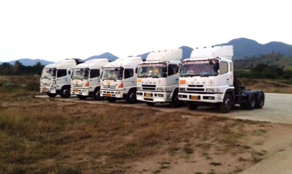 ให้บริการขนส่งสินค้าทั่วราชอาณาจักร TEL. 090-475-0026 ,081-88-33166 OFFICE TEL.054-425-115 https://www.facebook.com/panintertruck