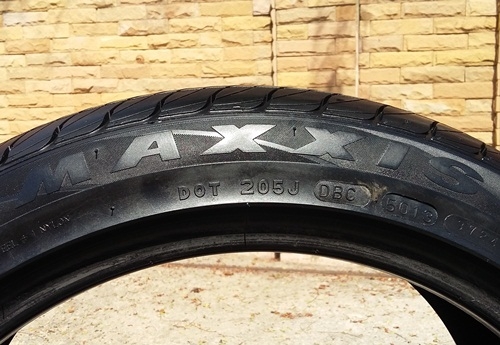 ยาง,215-45-17 MAXXIS MS300 เต็มๆหนึ่งเส้น1,500 แถมหนึ่งเส้น ยาง,215-45-17 MAXXIS MS300 เต็มๆหนึ่งเส้น1,500 แถมหนึ่งเส้น