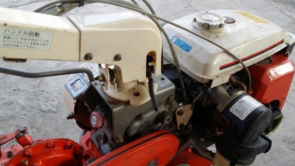 รถพรวนดิน KUBOTA รุ่น TX500S เก่าญี่ปุ่น เครื่องยนต์ติดง่าย สภาพสวย พร้อมใช้งาน มีเกียแบบตีเดินหน้าและเกียตีถอยหลัง รถพรวนดิน KUBOTA รุ่น TX500S เก่าญี่ปุ่น เครื่องยนต์ติดง่าย สภาพสวย พร้อมใช้งาน มีเกียแบบตีเดินหน้าและเกียตีถอยหลัง