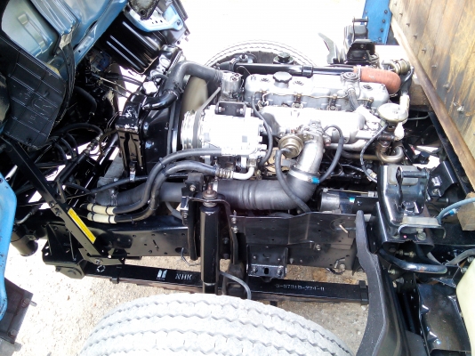 6 ล้อสั้น  *Euro.2*  ISUZU  NKR 100 แรงม้า+Turbo+Inter  *ยาว 3.20 ม. รถสวยเดิม+สวยจริง+พร้อมใช้งาน * รถห้างแท้ * มีเล่มพร้อม *