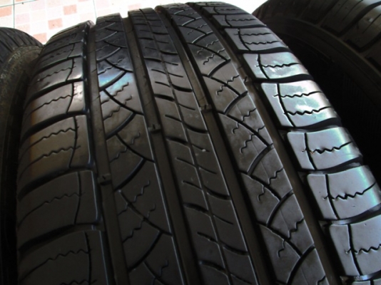 ยาง MICHELIN LATITUDE 225-65-17 ปลายปี13 (1ชุด)