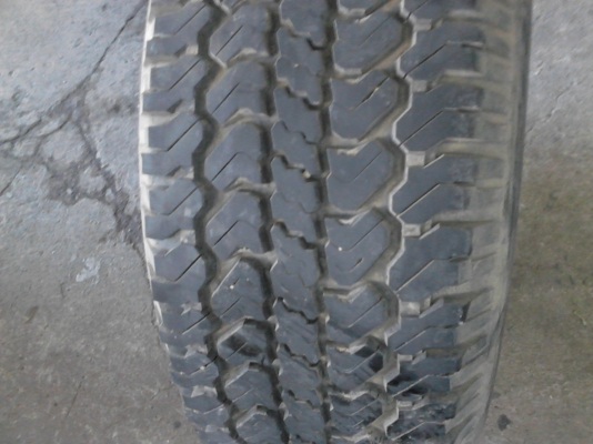 255/70R15 MICHELIN LTX A/T มี 1 เส้น โทร.081-427-3941 255/70R15 MICHELIN LTX A/T มี 1 เส้น โทร.081-427-3941