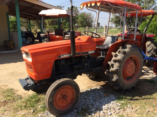 ขายครับ KUBOTA L3001 เพลาเดียว เครื่องดี เกียร์ดีครับ