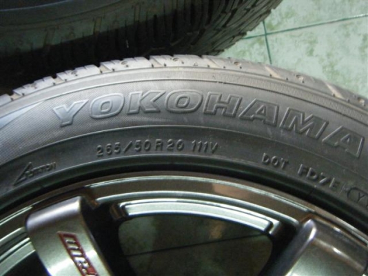ขายแม็กซ์LENSO ขอบ20"พร้อมยางYOKOHAMA ปี2013 ขายแม็กซ์LENSO ขอบ20"พร้อมยางYOKOHAMA ปี2013