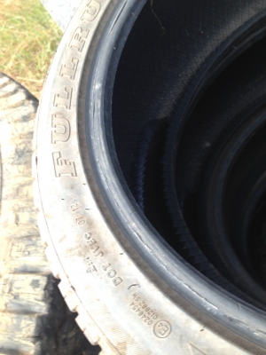 ขายยาง265/40Rขอบ22เส้นละ1000บาทยางปี12เดือน7คับ ขายยาง265/40Rขอบ22เส้นละ1000บาทยางปี12เดือน7คับ