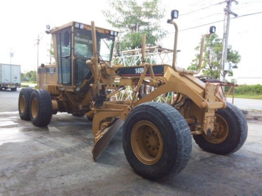 ขายครับ รถเกรด CAT 140H สภาพดีเก่านอก สนใจติดต่อ 098-246-3778 น๊อค