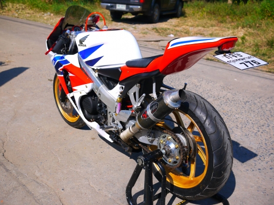 ขาย Nc30 พร้อมทะเบียนแท้ แฟริ่ง Cbr1000 08 สภาพเครื่องสดๆพร้อมออกทริป ขาย Nc30 พร้อมทะเบียนแท้ แฟริ่ง Cbr1000 08 สภาพเครื่องสดๆพร้อมออกทริป