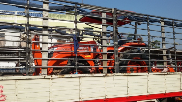 ปัญญาแทรคเตอร์..จัดมาให้ครับ ด่วน!!!คูโบต้า L3608 ใบมีด คานบนSD160 พร้อมโรตาลี่RX163 ส่งทั่วไทย (อ.คลองขลุง จ.กำแพงเพชร)