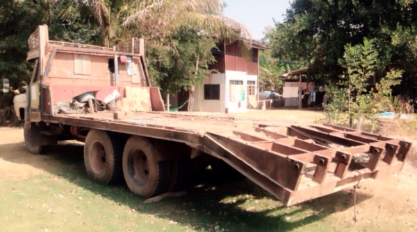 ISUZU TX 145 HP 6BB1 รถหัวยาวสิบล้อเพลาเดียว ท้ายลาดขึ้น PC 120, PC 150 ได้เลยครับ เครื่องแรงดีมากครับพร้อมลากพร้อมบรรทุกได้เลย ช่วงล่างแน่น ยางสภาพดีพร้อมบรรทุกพร้อมใช้งาน ไม่มีเล่มทะเบียน เอกสารสัญญาซื้อขาย ราคาต่อรองได้ครับ ISUZU TX 145 HP 6BB1 รถหัวยาวสิบล้อเพลาเดียว ท้ายลาดขึ้น PC 120, PC 150 ได้เลยครับ เครื่องแรงดีมากครับพร้อมลากพร้อมบรรทุกได้เลย ช่วงล่างแน่น ยางสภาพดีพร้อมบรรทุกพร้อมใช้งาน ไม่มีเล่มทะเบียน เอกสารสัญญาซื้อขาย ราคาต่อรองได้ครับ