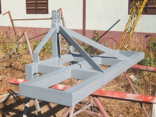 ผานยกร่องใส่รถไถหลายรุ่นราคาย่อมเยาครับ