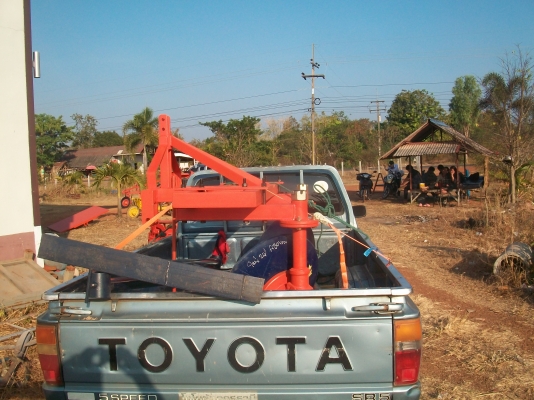 ผานยกร่องใส่รถไถหลายรุ่นราคาย่อมเยาครับ