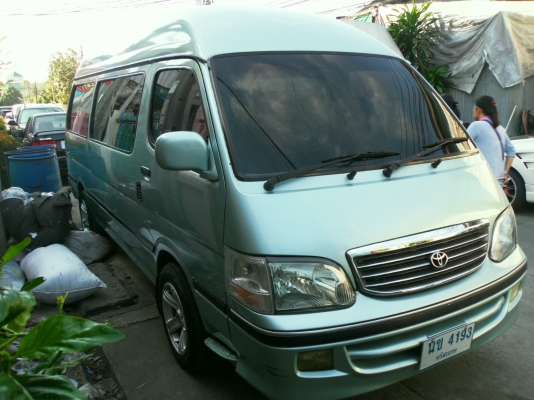 ขายรถตู้หัวจรวดหลังคาสูง 2Lดีเซล