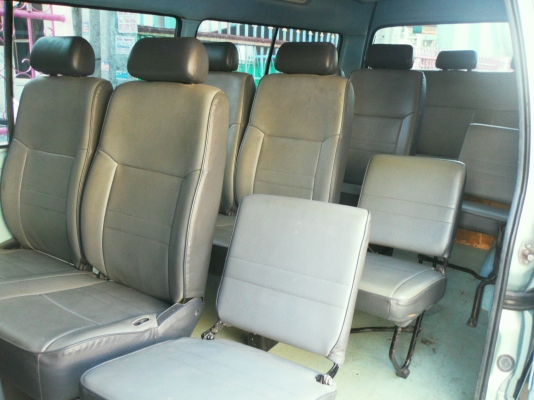 ขายรถตู้หัวจรวดหลังคาสูง 2Lดีเซล