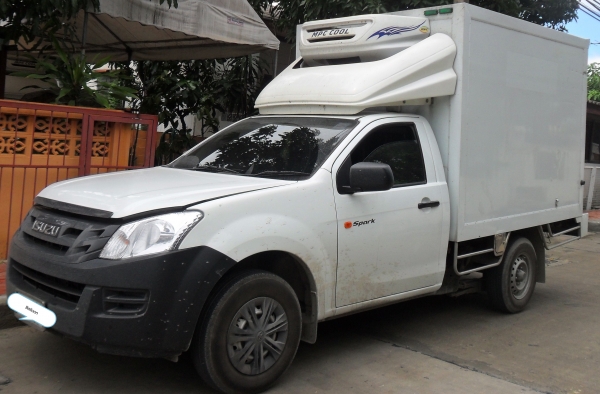 ขายดาวน์รถตู้เย็น อีซูซุ ดีแม็ค ราคาถูกกก ขายแล้ว