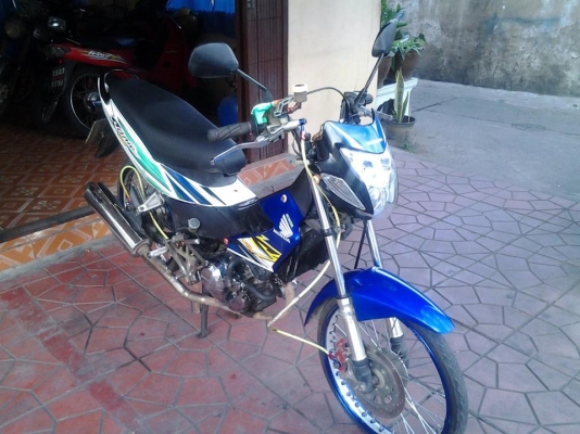 ขายฮอนด้าโซนิคมีทะเบียนโอนภาษีเต็มสนใจติดต่อสรกฤช091-8892274   086-0767308