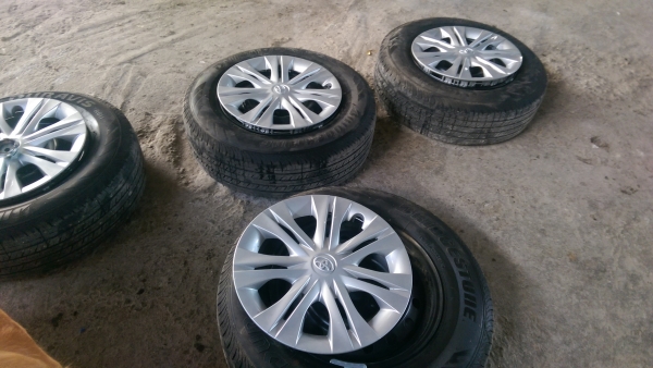 กระทะพร้อมยางป้ายแดง