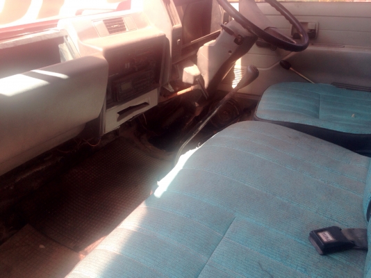 ISUZU NKR 110 HP 4BE1 หกล้อ รถโม่ปูน 3 คิว รถพร้อมใช้งานได้เลยครับไม่มีปัญหา เครื่องแรงดีแห้งดีไม่มีเยิ้ม ภายในเก๋งคอนโซลสวยครบ ช่วงล่างแน่นดี เอกสารทะเบียนครบพร้อม ราคาต่อรองได้ครับ ISUZU NKR 110 HP 4BE1 หกล้อ รถโม่ปูน 3 คิว รถพร้อมใช้งานได้เลยครับไม่มีปัญหา เครื่องแรงดีแห้งดีไม่มีเยิ้ม ภายในเก๋งคอนโซลสวยครบ ช่วงล่างแน่นดี เอกสารทะเบียนครบพร้อม ราคาต่อรองได้ครับ