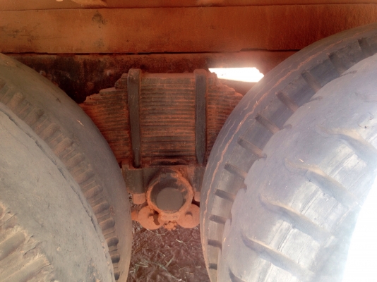 ISUZU JCM 145 HP 6BB1 สิบล้อเพลาเดียว เทรลเลอร์ท้ายลาดขึ้นแบ็คโฮร PC 120,PC 150 ได้เลยครับ เครื่องแรงดีมากไม่มีเยิ้ม หัวเก๋งไม่มีผุภายในเก๋งสวยครบ พวงมาลัยเพาเวอร์ ช่วงล่างเดิมๆคัชซีไม่มีผุไม่มีแตก ยางสภาพดี 60\% พร้อมใช้งานได้เลยไม่มีปัญหา เอกสารทะเบียนคร