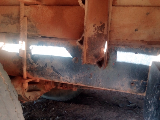 ISUZU JCM 145 HP 6BB1 สิบล้อเพลาเดียว เทรลเลอร์ท้ายลาดขึ้นแบ็คโฮร PC 120,PC 150 ได้เลยครับ เครื่องแรงดีมากไม่มีเยิ้ม หัวเก๋งไม่มีผุภายในเก๋งสวยครบ พวงมาลัยเพาเวอร์ ช่วงล่างเดิมๆคัชซีไม่มีผุไม่มีแตก ยางสภาพดี 60\% พร้อมใช้งานได้เลยไม่มีปัญหา เอกสารทะเบียนคร