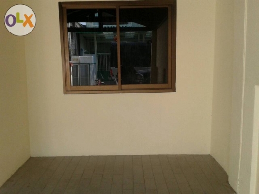 ขายทาวน์เฮ้าส์หลังมุม ติดถนนพระราม 2 ตรงข้ามโลตัส ขนาด 18 ตรว