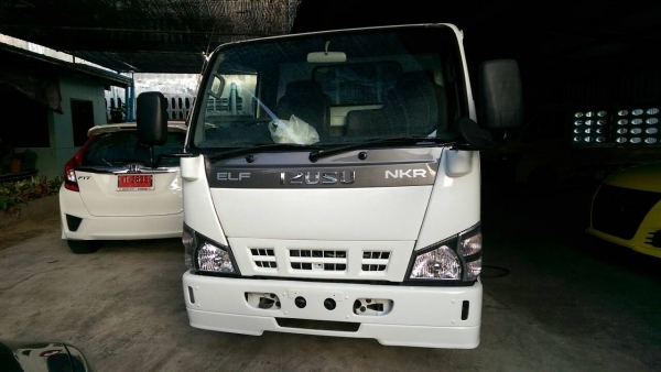 ขาย ISUZU NKR เก่าญีี่ปุ่นสภาพสวยๆๆ