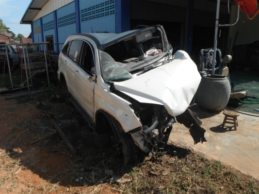 -ขายซาก crv เล่มแจ้งหยุด แยกขายทุกชิ้น -ขายซาก crv เล่มแจ้งหยุด แยกขายทุกชิ้น