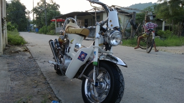 Chaly Angle