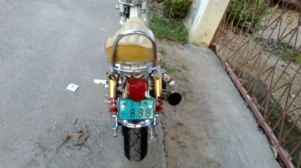 Chaly Angle