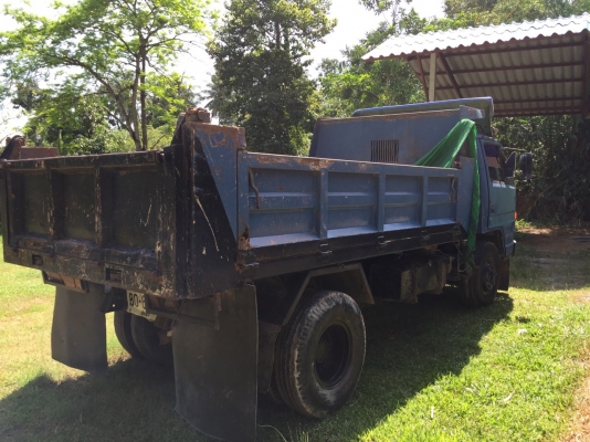 6ล้อดั้ม115แรงISUZU NPR ปี*37 ดั้มดิน เครื่องดี คัสซีสวย..รถห้างแท้ เล่มทะเบียนพร้อม...