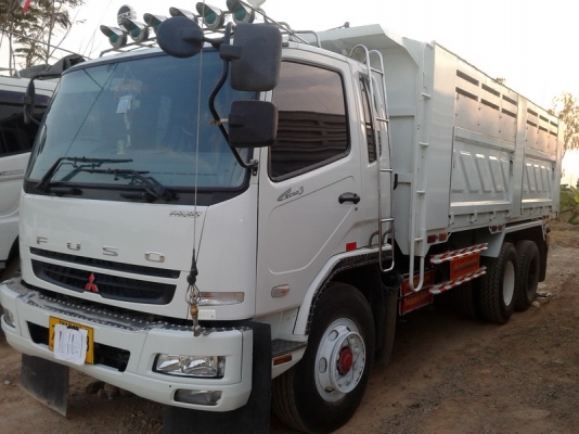 ขายดาว์นรถบรรทุกดั้มพ์สิบล้อFuso270ปี2556